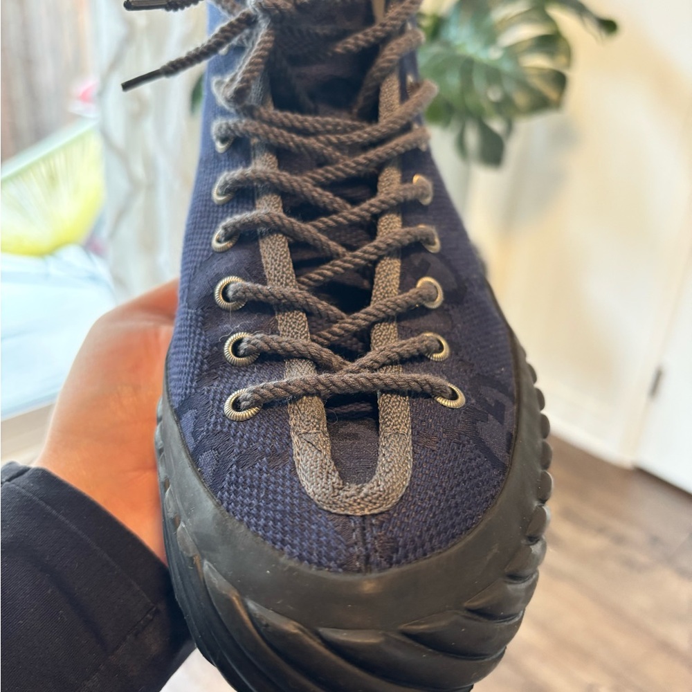 *original* Gucci GG Supreme High Top Sneakers - Picture 2 of 4